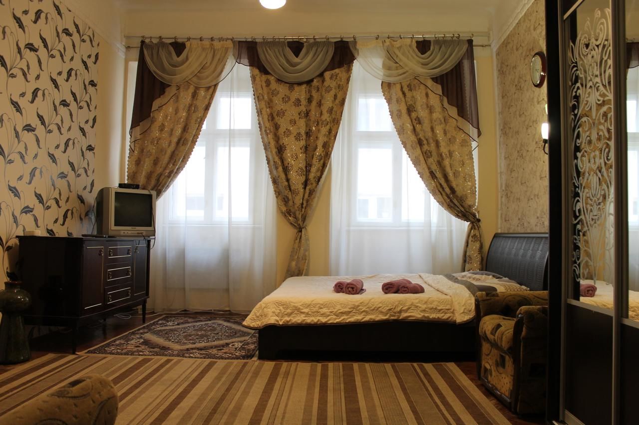 Апартаменты Apartment on Rynok Square Львов-7