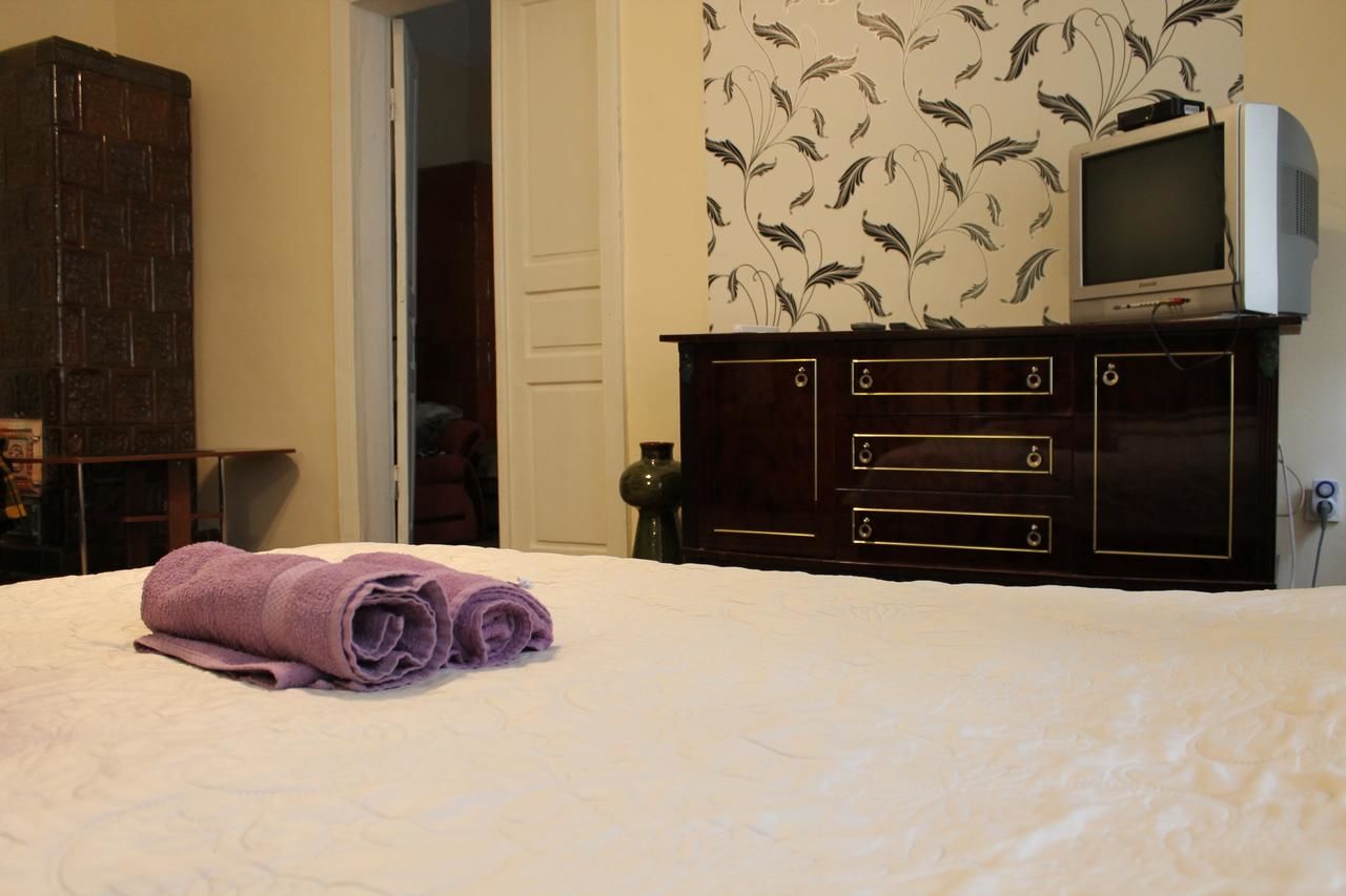 Апартаменты Apartment on Rynok Square Львов-10